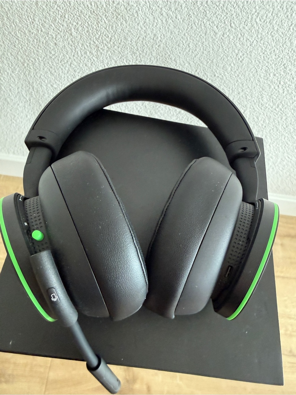 Xbox Headset - Picture 3 of 3
